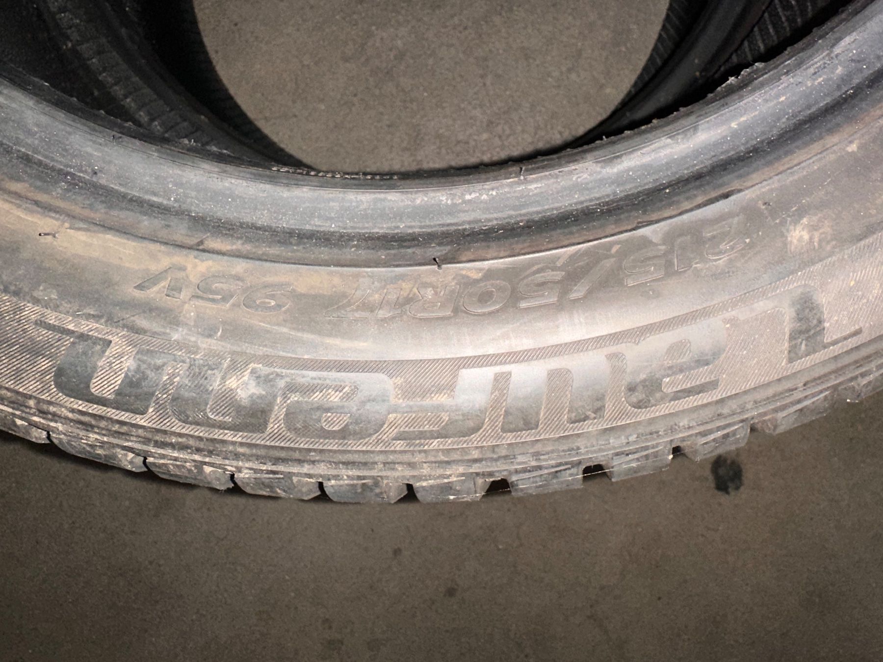 Pneus & Roues: Winterreifen – D'occasion à Thun par sladi22 1
