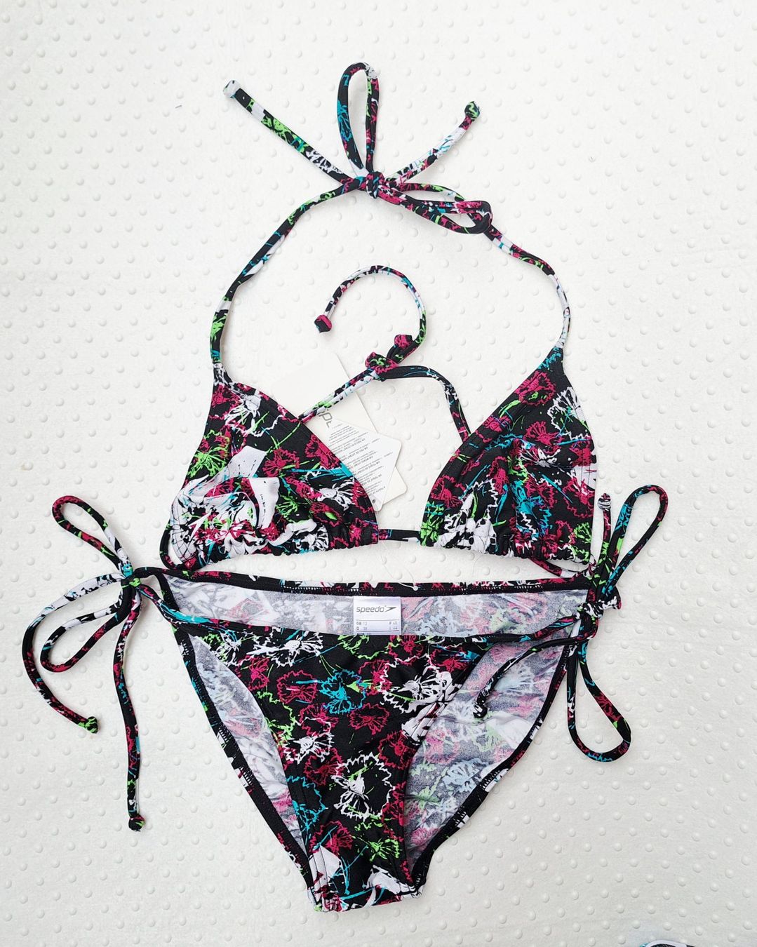 Speedo Badekleider & Bikinis: Speedo Bikini, neu mit Etikett, Grösse 36/38 – Neu (gemäss Beschreibung) aus Gysenstein von joshuas81