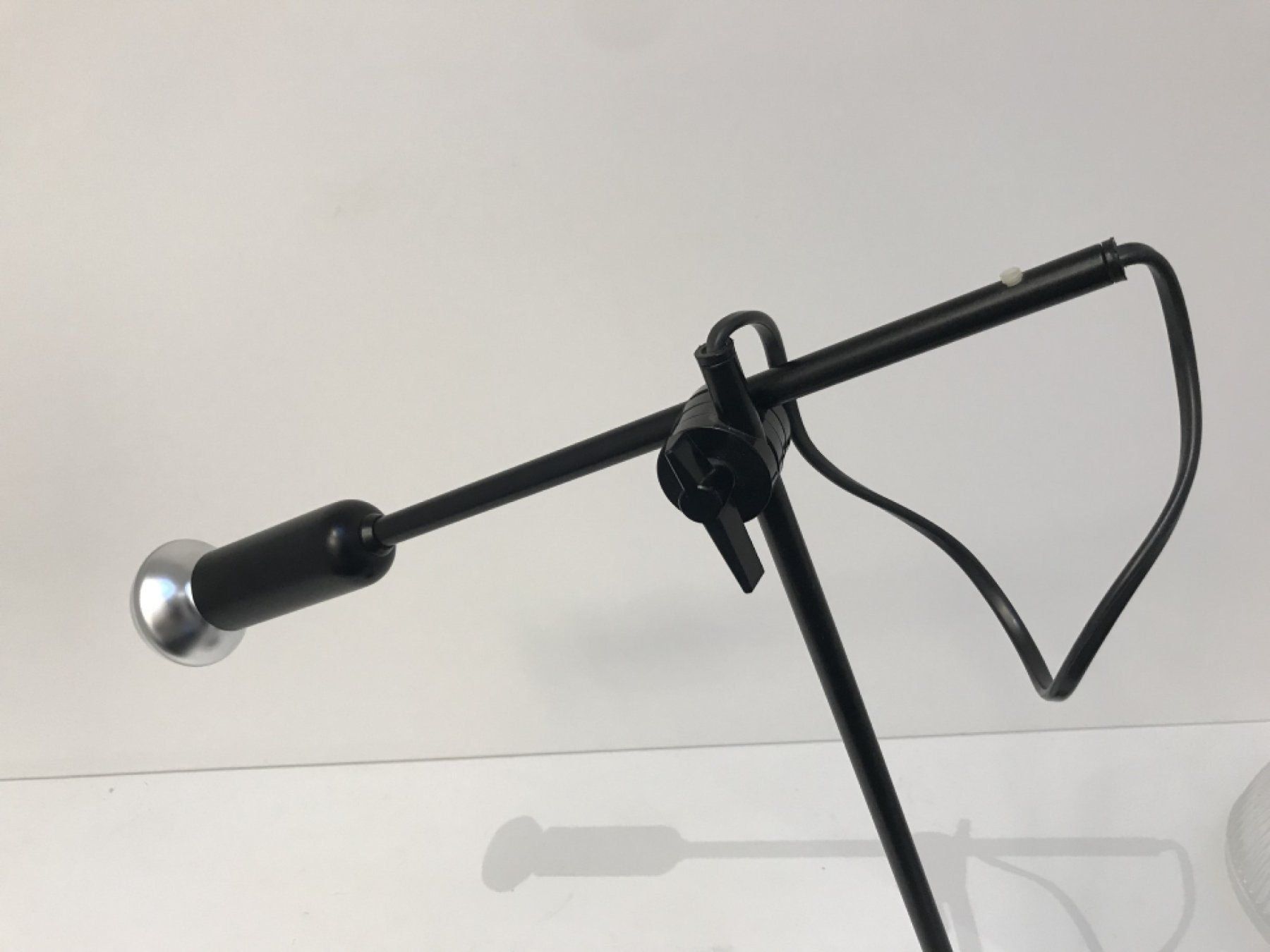 Lampes: Minimalistische Tischleuchte der Schweizer Marke Optelma – Défectueux à Gersau par pd-design-and-art 9