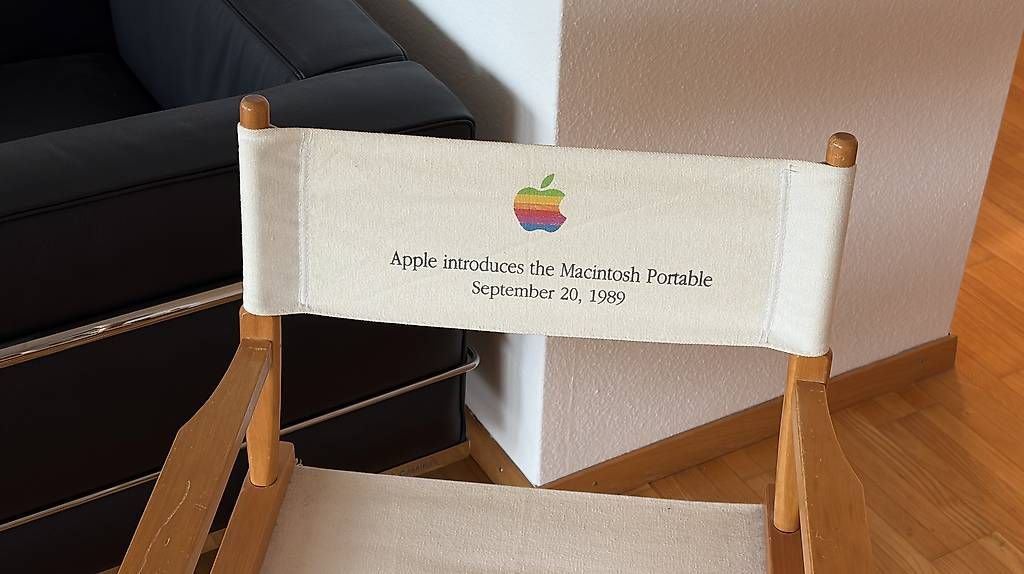 Sedie: Apple Werbestuhl von 1989 – Usato da Zug venduto da tho_b78v 1
