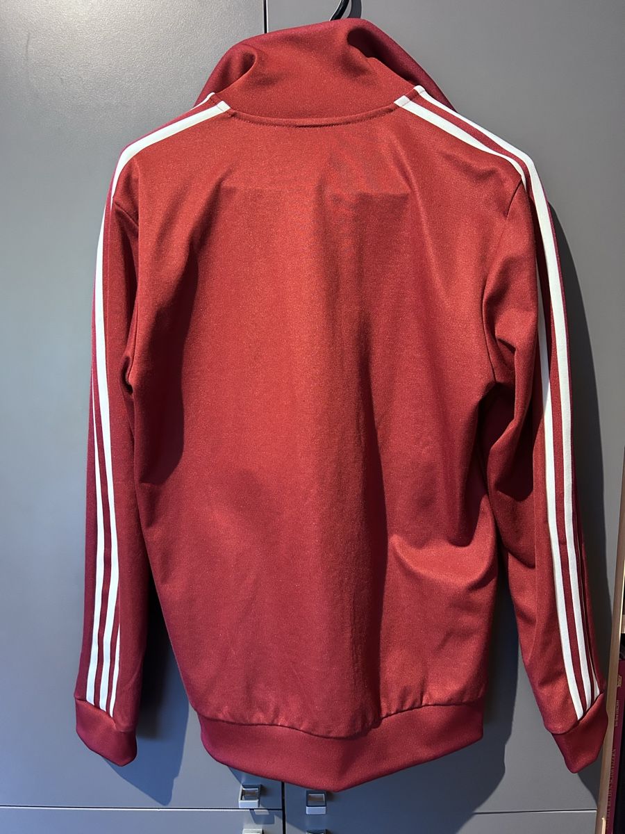Adidas Jacken: Adidas Trainerjacke Grösse S – Gebraucht aus Einigen von Babychilli 2