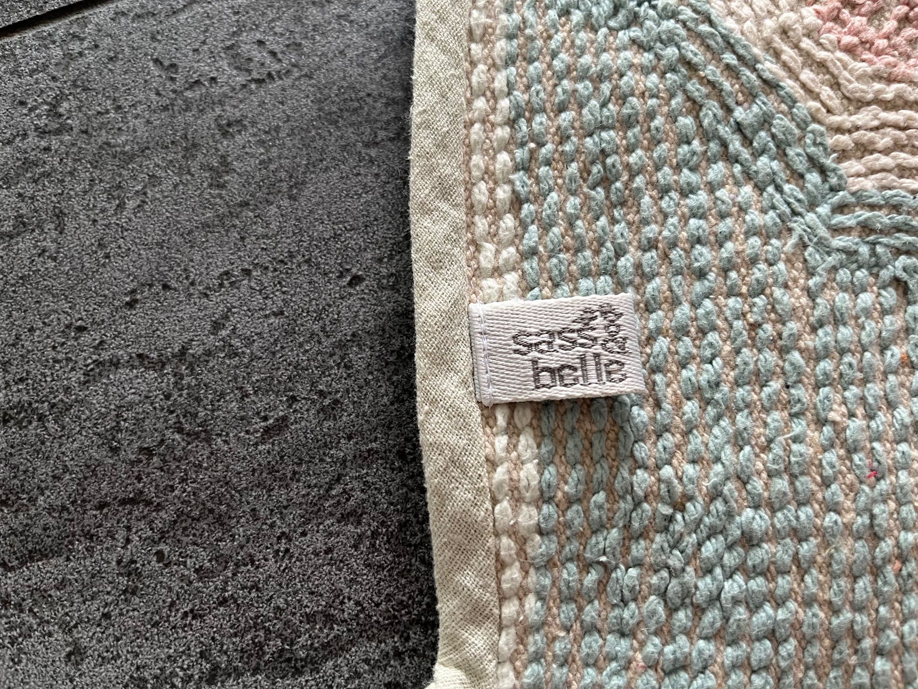 Tapis: Tapis déco chambre bébé lama – D'occasion à Estavayer-le-Lac par stelina13 3