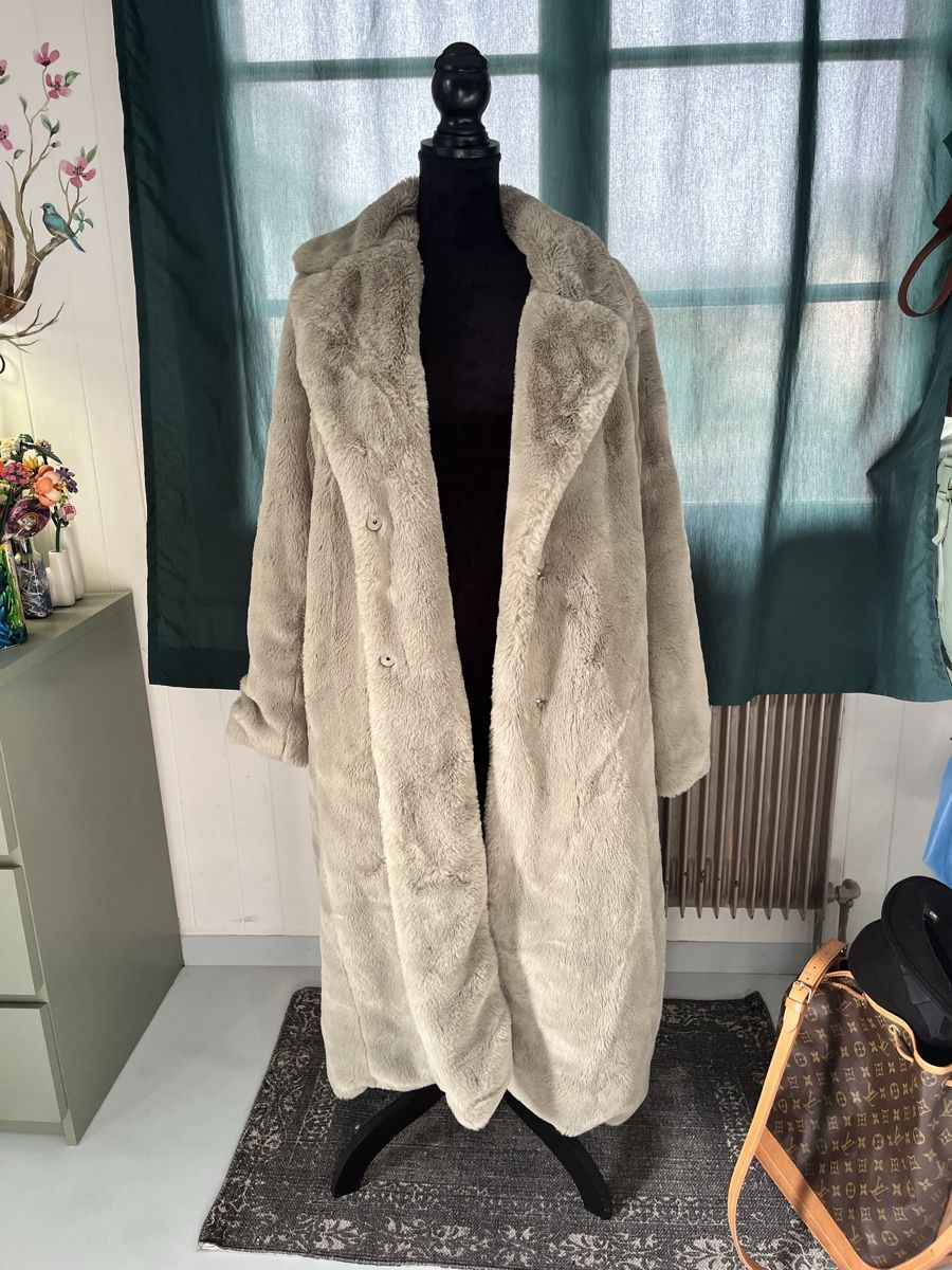 H&M Cappotti: Wunderschöner Wintermantel – Nuovo (secondo la descrizione) da Hochdorf venduto da Forestgreen 2