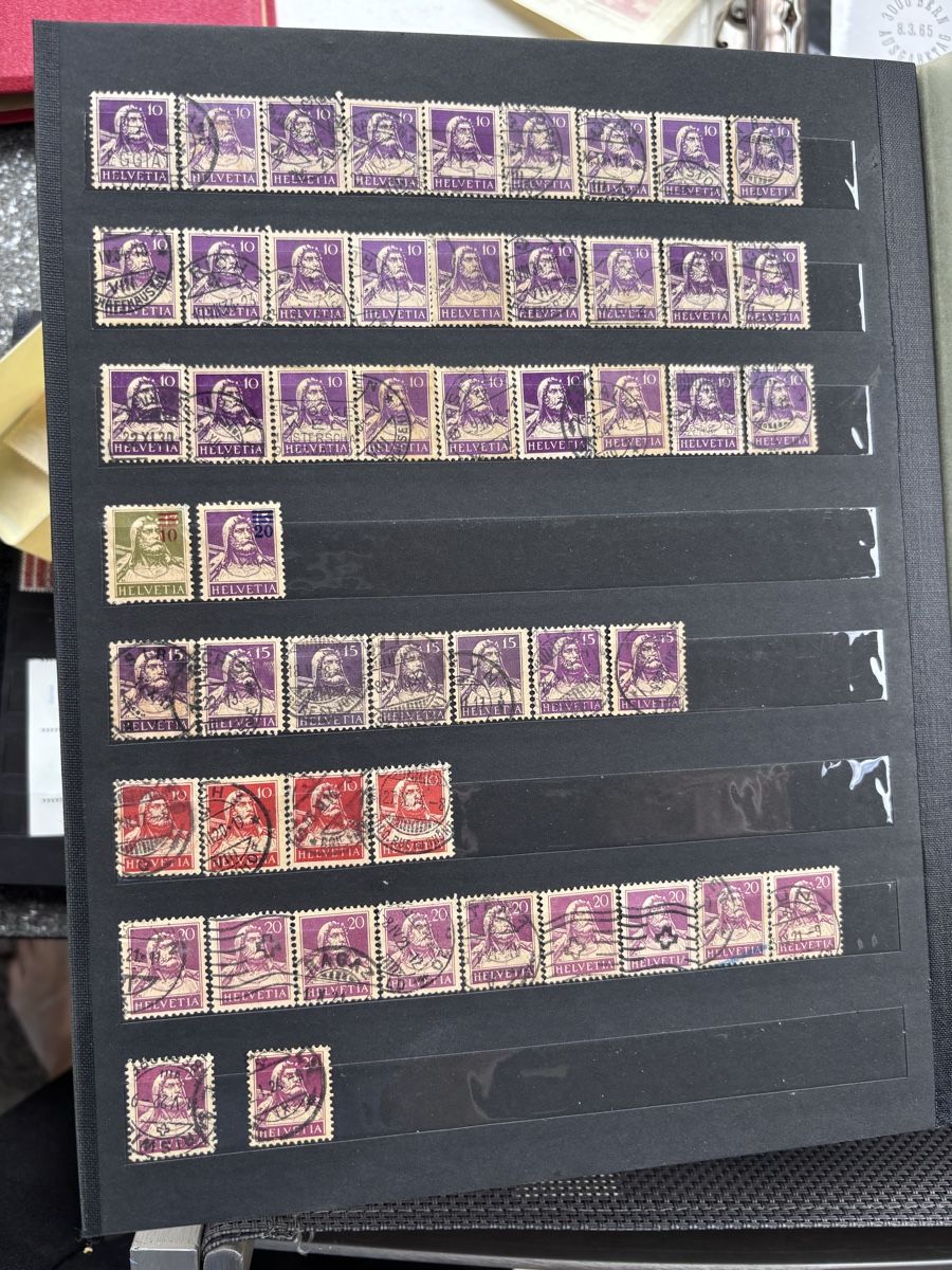 Tutti i francobolli: Briefmarkensammlung – Usato da Mönchaltorf venduto da steffierz
