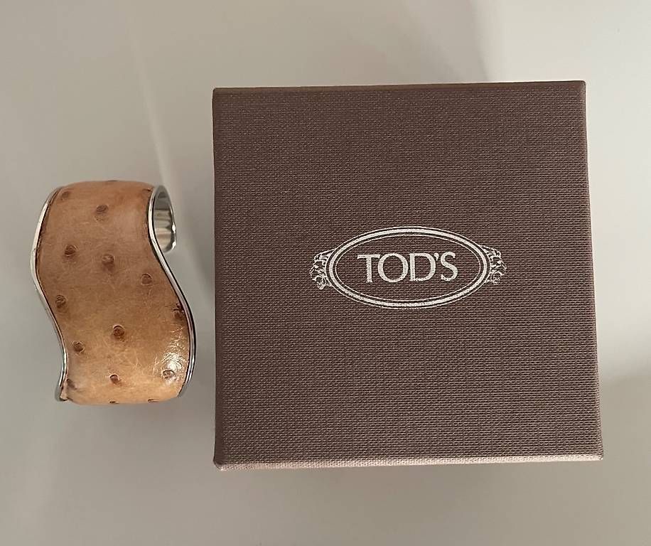 Bracciali & Braccialetti: Tod’s Armreif – Usato da Lengwil venduto da isa_7wyt 4