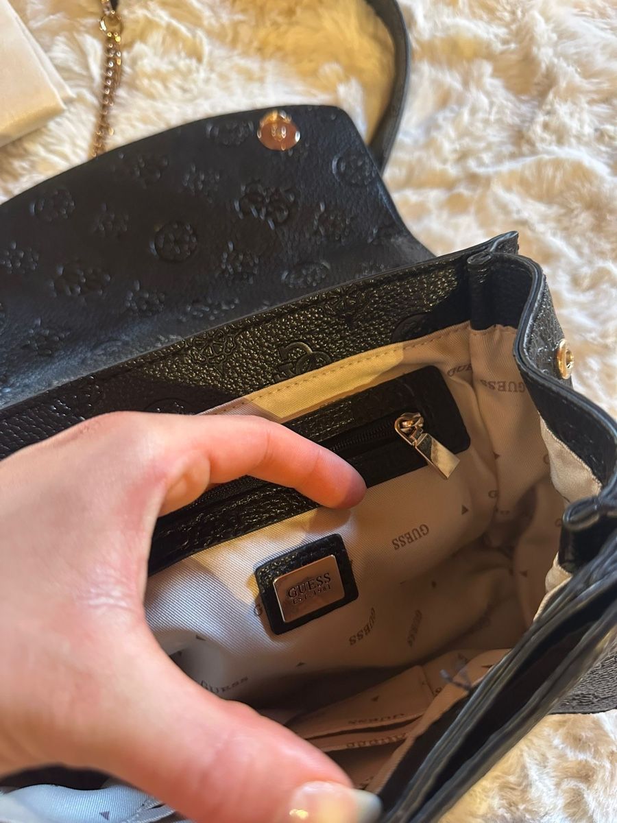 Guess Sacs femmes: Guess Handtasche  – D'occasion à Bülach par de._.saem 3