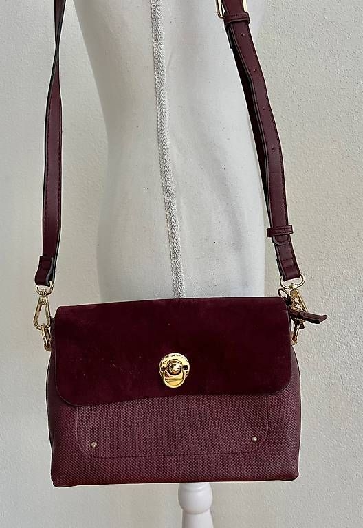Borse da donna: Tasche dunkelrot/gold – Usato da Volketswil venduto da oli_l2zq 1