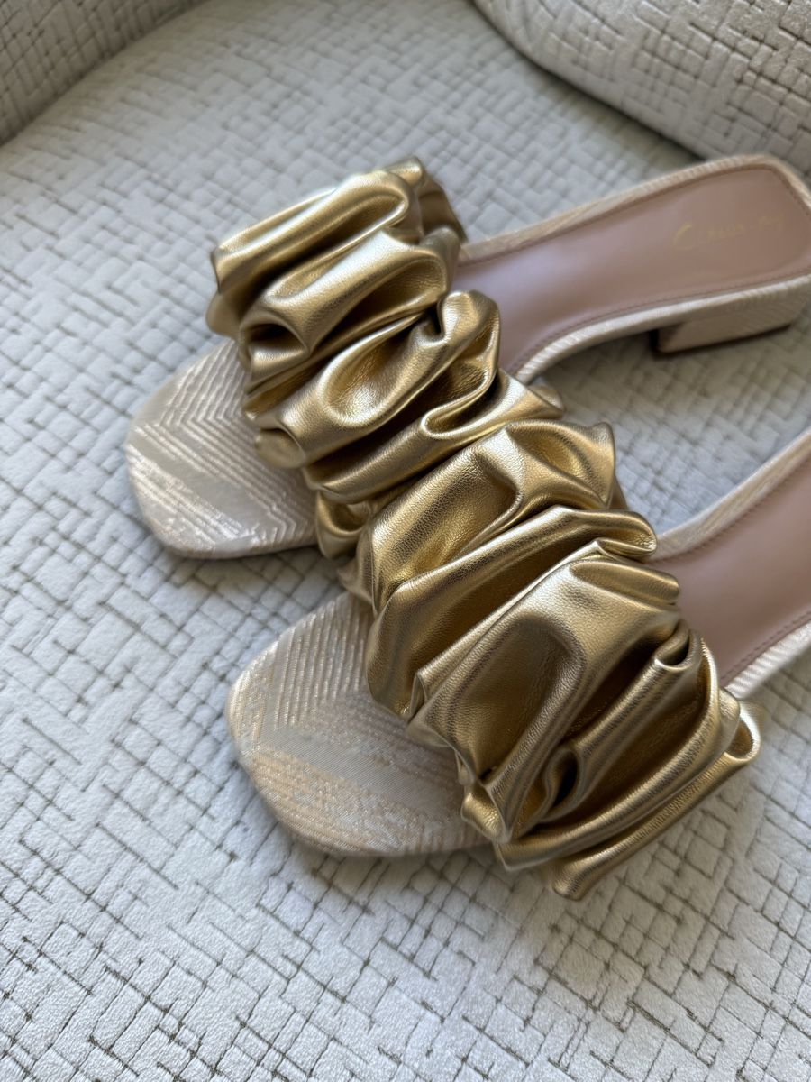 Scarpe da donna: Circus sandals doré taille - 8. US – Nuovo (secondo la descrizione) da Genève venduto da iry_67wr 2