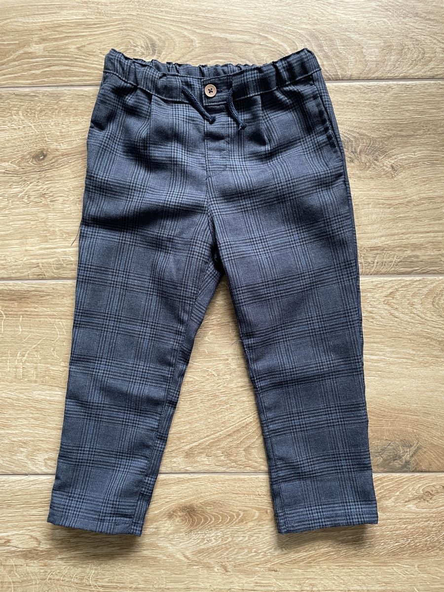 H&M Pantaloni: Karierte Hose neuwertig Gr. 98 – Nuovo (secondo la descrizione) da Winterthur venduto da NaNa24