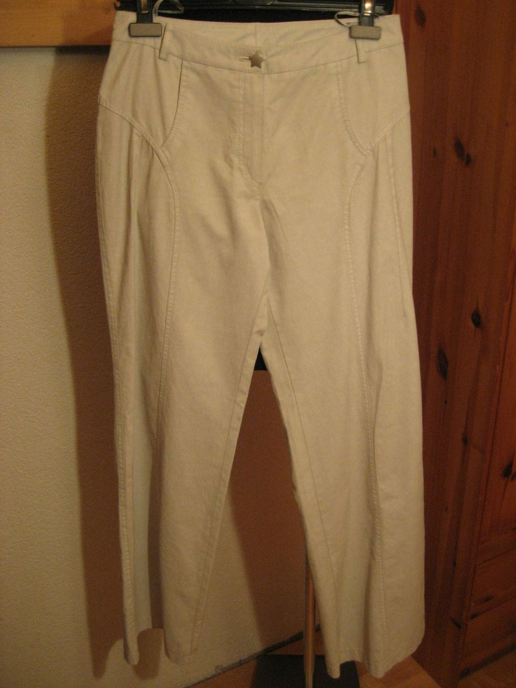 Pantaloni: Pantalon stretch Tuzzi taille 38, neuf – Nuovo e nell'imballaggio originale da Delémont venduto da marryb