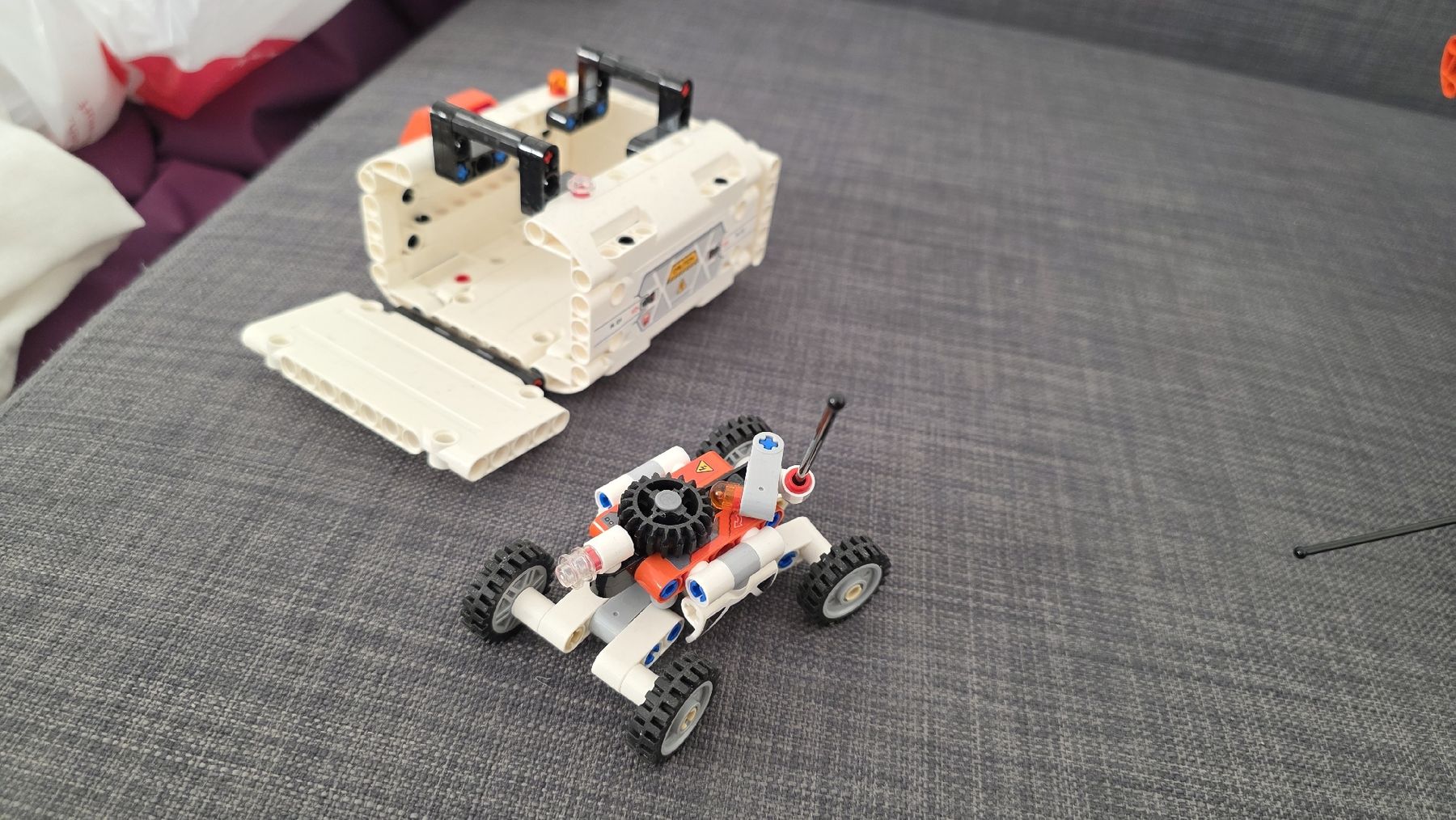 Lego Giocattoli: Lego Raumtransporter – Nuovo (secondo la descrizione) da Zumikon venduto da Ch31044 2