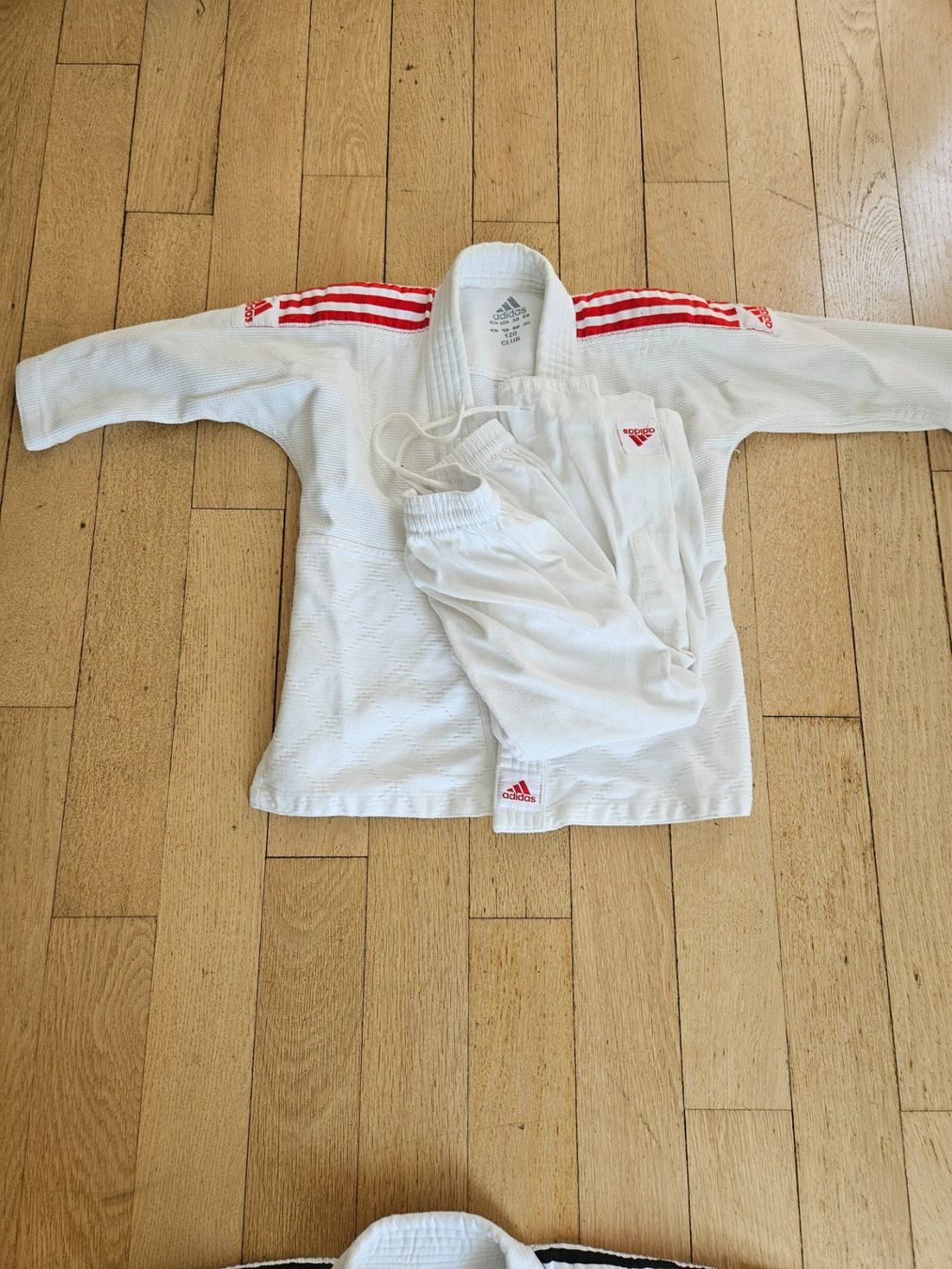 Kimono: Judo Anzug - 120 cm - Adidas – Usato da Uitikon Waldegg venduto da Ametzler
