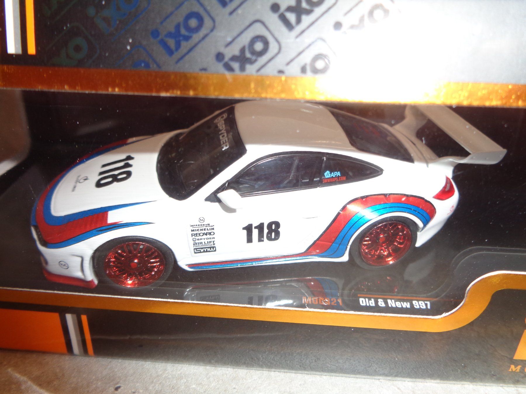 Porsche Modellautos: Ixo 1:43 Porsche 997 Old & New – Neu und originalverpackt aus Reconvilier von rallycar 1