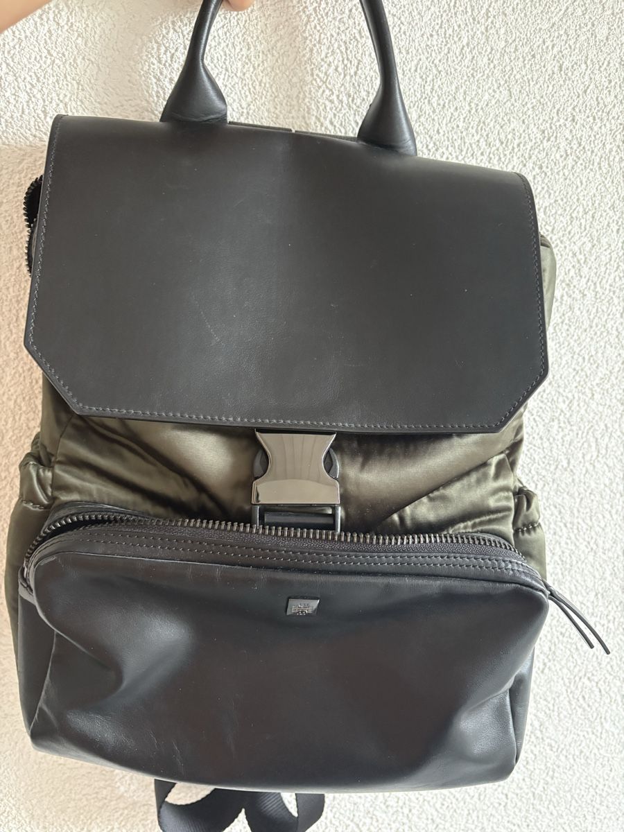 Zaini: Rucksack/Handtaschenrucksack Högl – Usato da Oftringen venduto da Puggirl