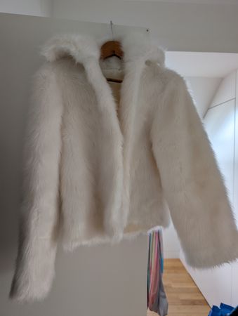 Weisse fakefur Jacke Gr. 36/ Gr. S, *neu*