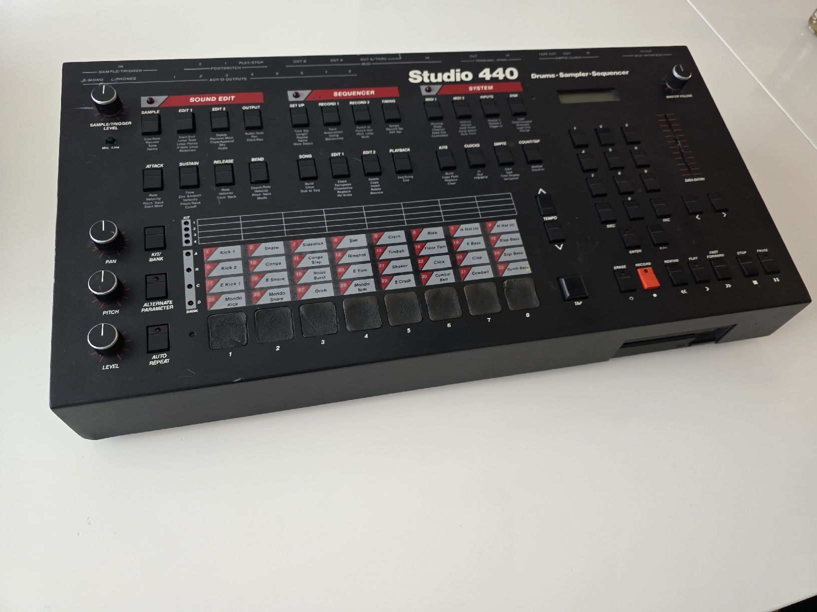 Sequential Instruments de musique: Sequential Circuits Studio 440 Sampler + 47 Disketten-Set – D'occasion à Herisau par Warehouse97 2