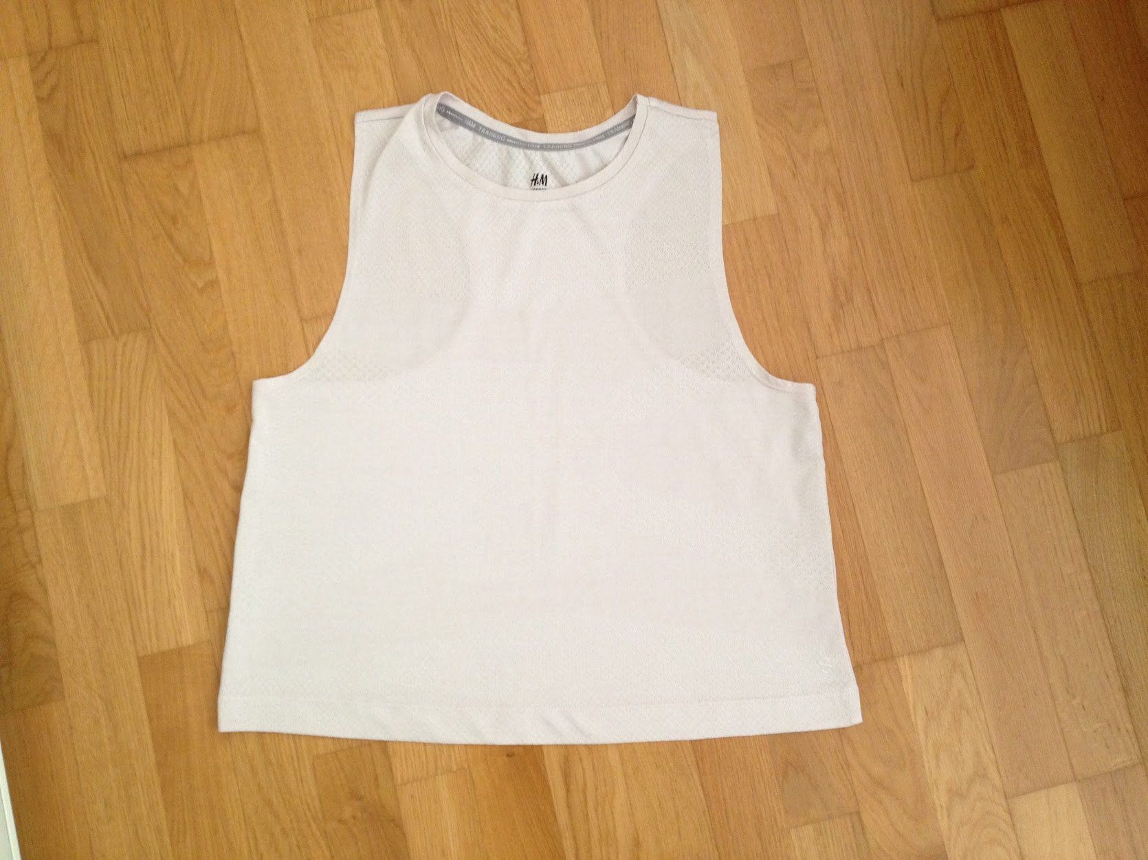 H&M T-shirts: Sport Shirt – D'occasion à Dübendorf par Fip05