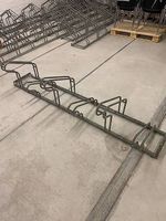 2 Veloständer für je 6 Fahrräder gratis abzugeben