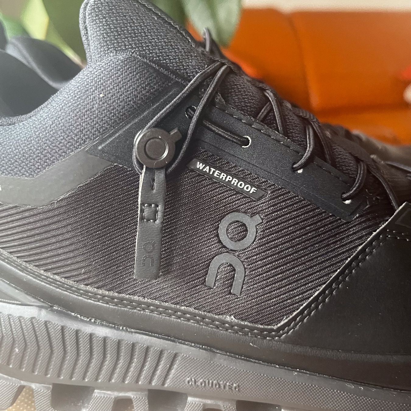 On Chaussures femmes: On Cloud Cloud Hi Wasserdichte Schuhe Gr. 37, Winter – Neuf avec emballage d'origine à Tafers par JP911 8