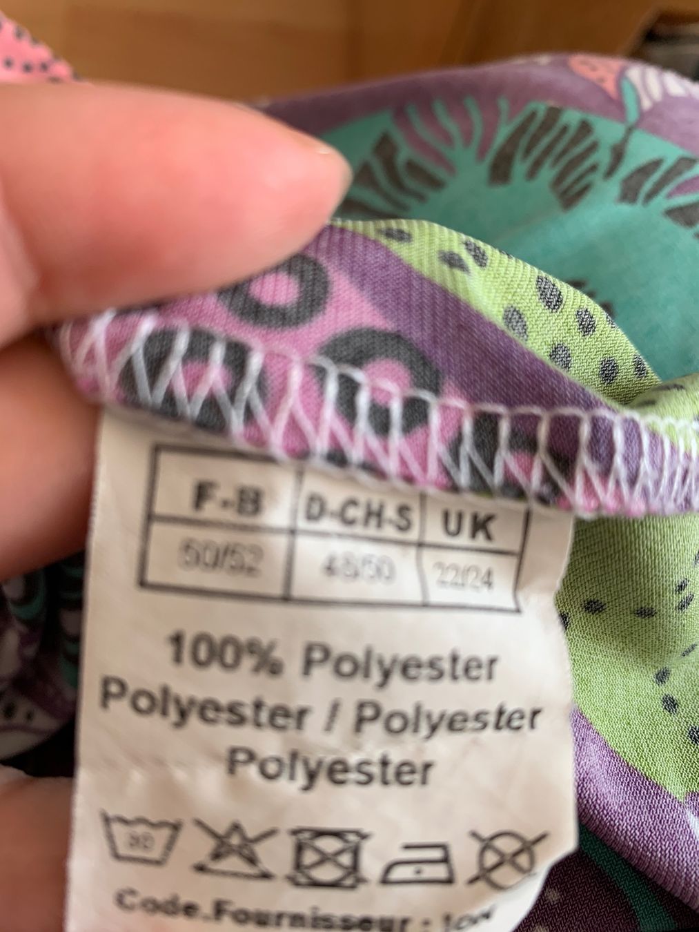 Top: Joli débardeur coloré taille 48-50 – Usato da MEYRIN venduto da Gwendo10 3