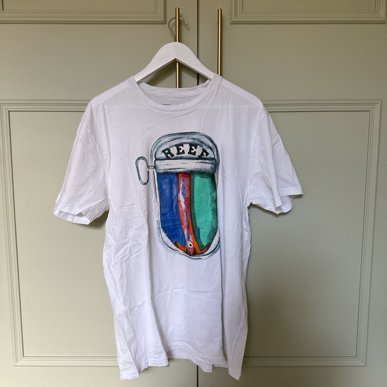 T-Shirts: REEF Tshirt surf, weiss mit Print – Gebraucht aus Uettligen von Leoniexx
