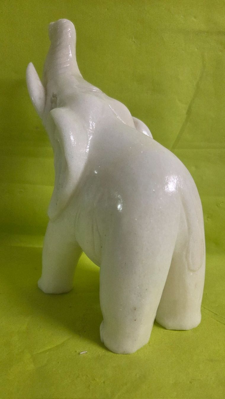 Skulpturen & Statuen: Schöner Elefant aus Marmor 30cm – Neu (gemäss Beschreibung) aus Roggliswil von Mabelco 2