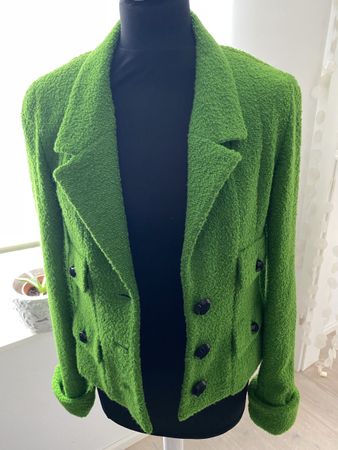 Chanel Boutique Jacke, Frühlingsgrün, Gr. 36, Top Zustand