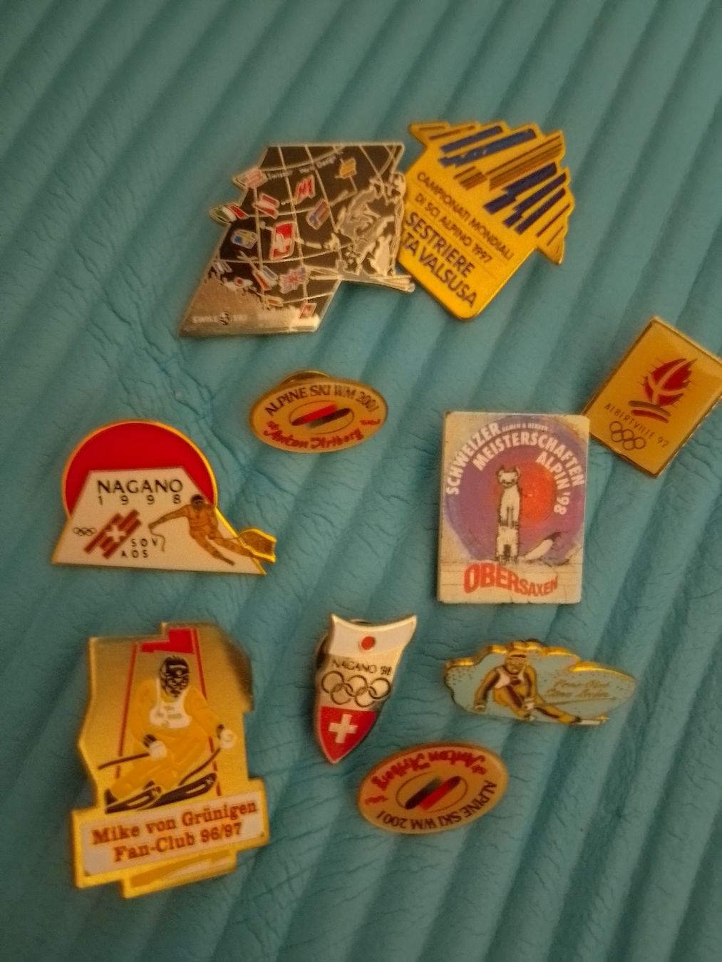 Placchette & Badge: 10 div Ski Pins – Usato da Erlenbach ZH venduto da Spinatkopf50