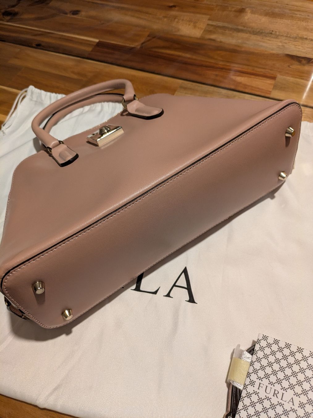 Furla Borse da donna: Sac à main Furla neuf – Nuovo e nell'imballaggio originale da Le Mont-sur-Lausanne venduto da elv_yyl8 2