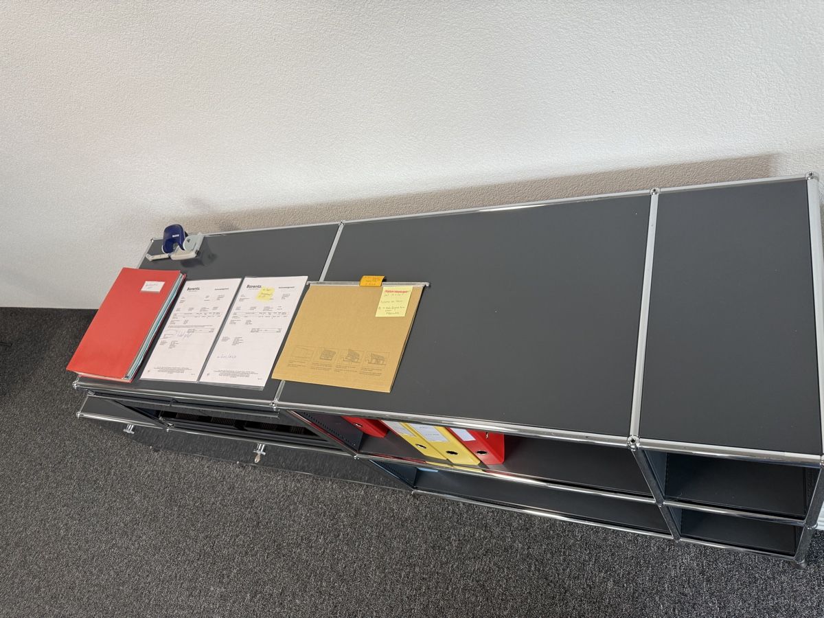 Regale: USM Haller Sideboard Anthrazit, Top Zustand – Neu (gemäss Beschreibung) aus Steinhausen von Elif.Guerbuez 2