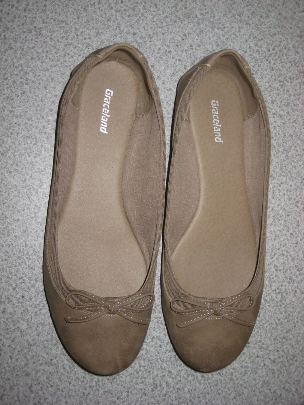 Graceland Scarpe da donna: Ballerina beige Grösse 38 Graceland – Usato da Füllinsdorf venduto da Schlupp