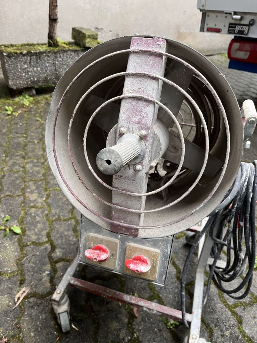Heizgeräte:  Elektro-Heizlüfter  – Gebraucht aus Lauterbrunnen von jul_5jfm 1