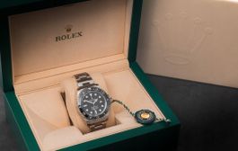 ROLEX SEA-DWELLER – FULL SET – 2023 – TOPZUSTAND