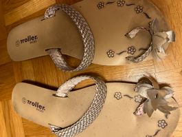 Zehentrenner Trollner. Shoes Grösse 41 mit Blumen