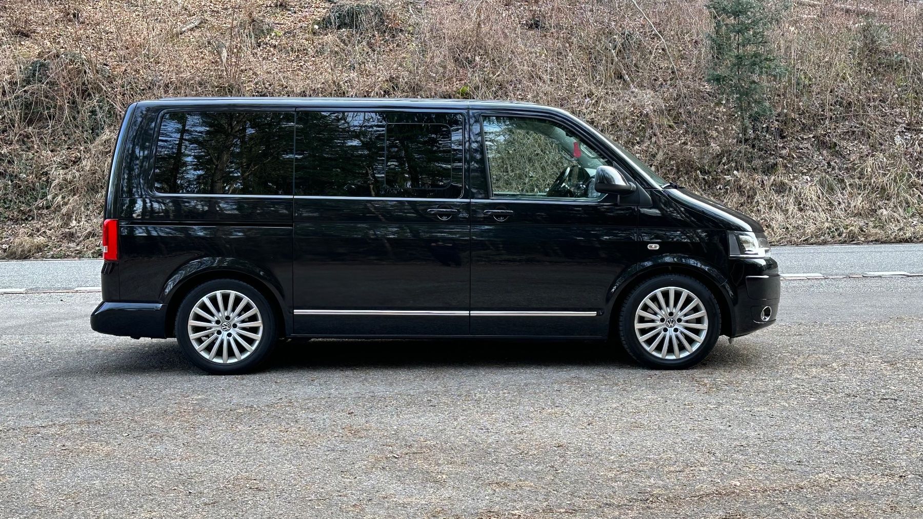 VW Automobili: VW T5.2 (2.0TDI)Multivan Highline DSG 4 Motion – Usato da Bronschhofen venduto da -BeeN- 4