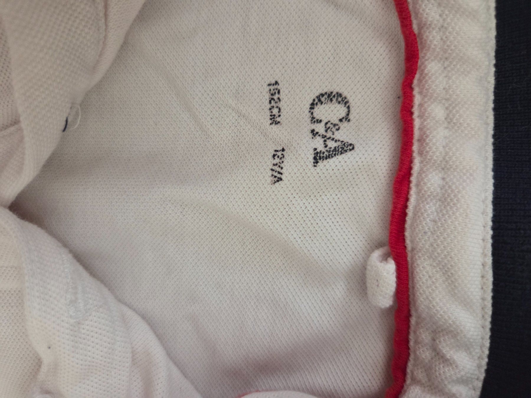 Camicie, T-shirt & Polo: Polo C&A weiss Grösse 152 getragen – Usato da Winterthur venduto da criss_surdila 1