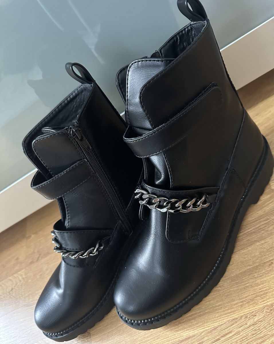 Scarpe da donna: Stieffeleten Schwarz / NEU – Nuovo (secondo la descrizione) da Basel venduto da AninaAti 2