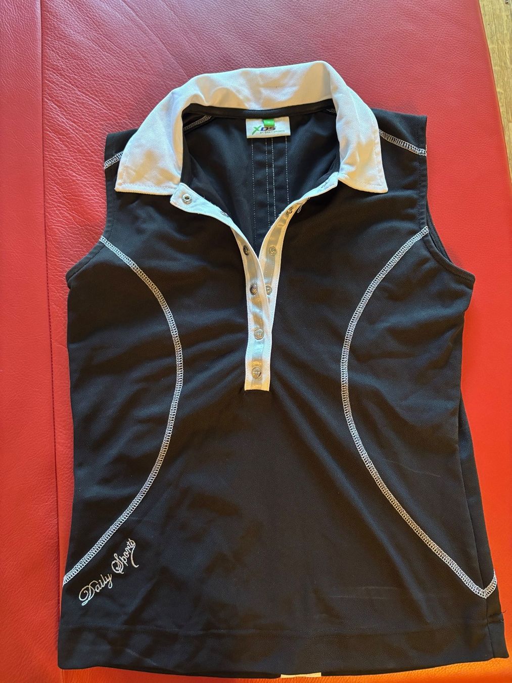 Magliette Polo: Golfshirt von Daily – Usato da luzern venduto da Gipsy201