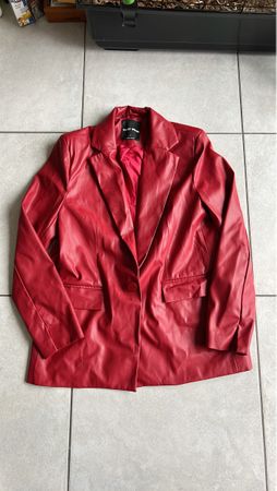 Rote Kunstleder Jacke von Tally Weijl, Grösse S, neuwertig