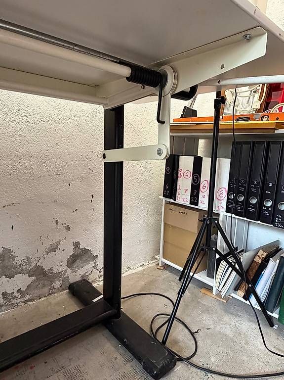 Scrivanie: TABLE À DESSIN NEOLT TECHNODUE – Usato da Perroy venduto da amr_m5zm 1
