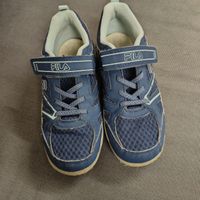 Fila Hallenturnschuhe Grösse 34