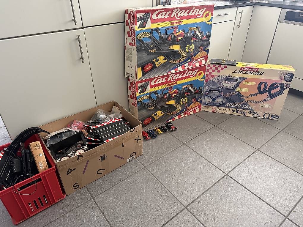 Carrera Rennbahnen: Carrera Car Racing Konvolut – Gebraucht aus Muri AG von cag733