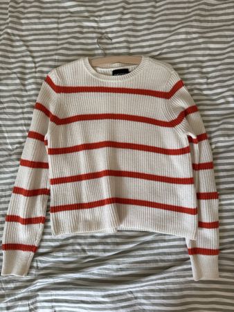 Orange gestreifter Pulli Grösse M