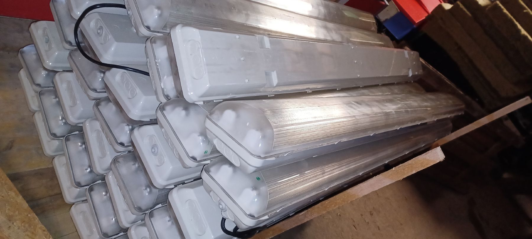 Lampadari & plafoniere: FL  Armaturen   1 – Usato da Zihlschlacht venduto da archenoah01 2