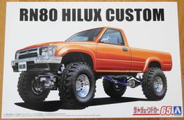 Aoshima Toyota RN80 Hilux Custom 1:24