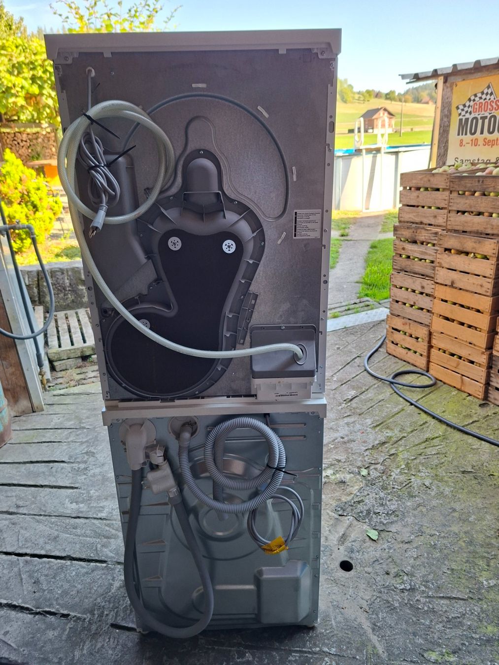 V-Zug Lavatrici: V-Zug Waschturm – Usato da Grosswangen venduto da dini13 1
