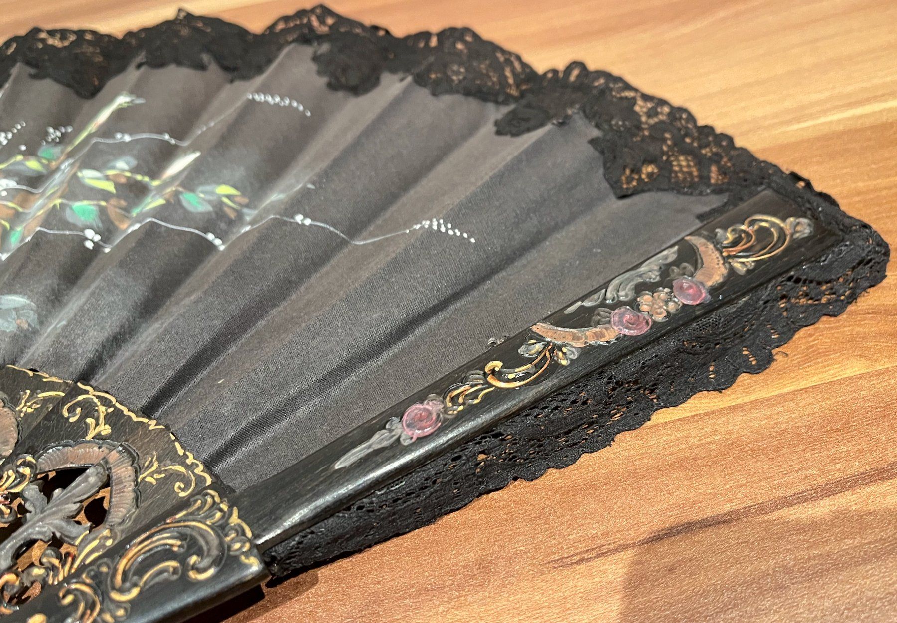 Tutte le decorazioni: Edler spanischer Fächer von Abanicos Carbonell, Einzelstück! – Nuovo e nell'imballaggio originale da Arch venduto da ZEITFELS 4