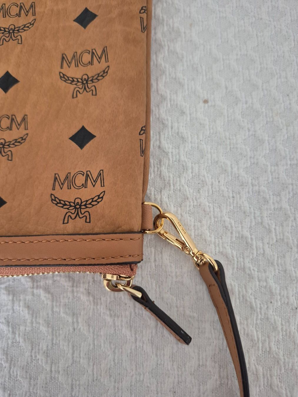 Mcm Taschen für Damen: Neue MCM Clutch – Neu (gemäss Beschreibung) aus Dottikon von Pega7 7