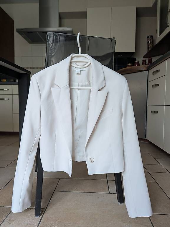 Jacken: Blazer court S – Gebraucht aus Saillon von vic_xny8