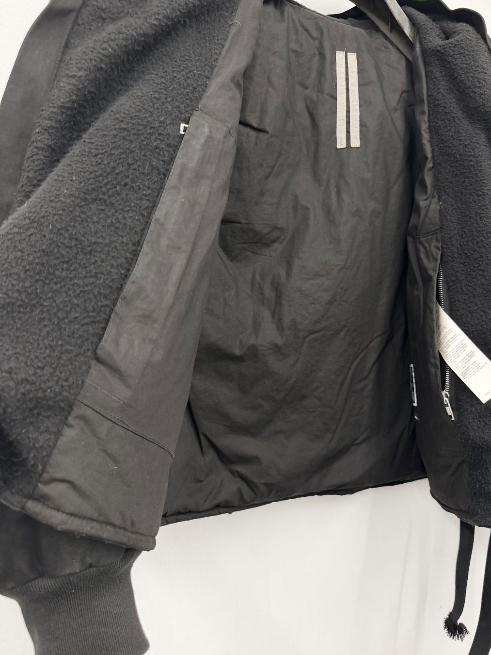 Rick Owens Giacche: Rick Owens  - Mountain Hood Cargo Jacket – Usato da Zürich venduto da serraphim 1